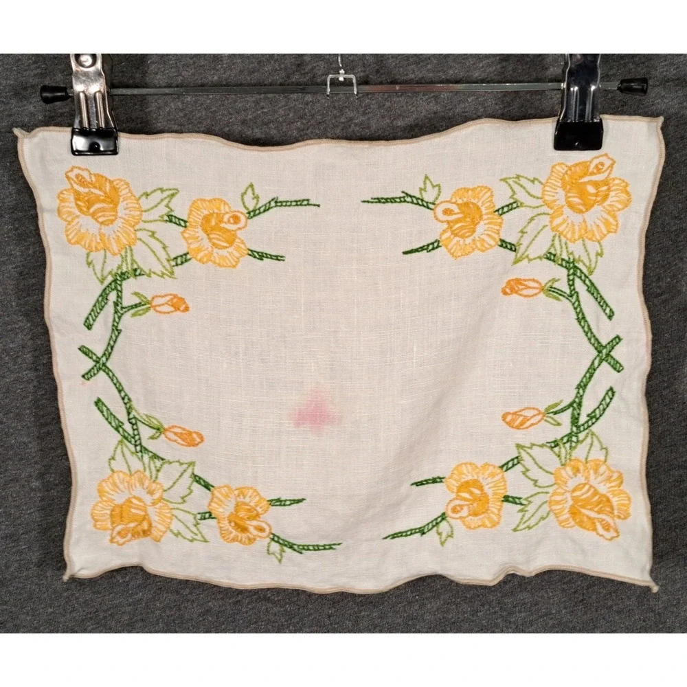Vintage Hand Embroidered Linen Napkin Yellow Floral Scalloped Edge 12.5x9.5